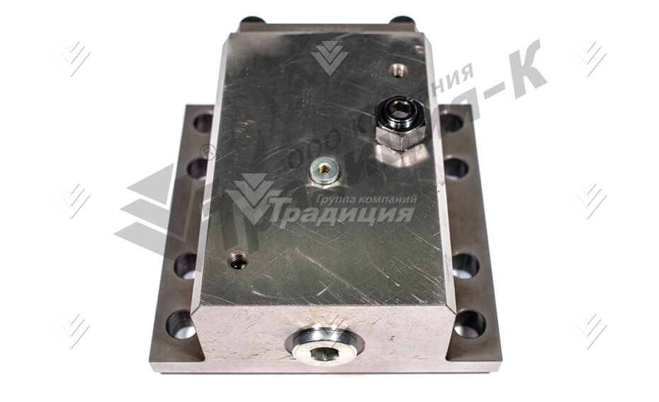 Распределитель в сборе VALVE BLOCK SUB ASSY (DFX20-A2006630) картинка