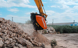 Ковш дробильный HammerMaster HBC-750