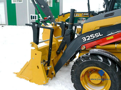 Вилы откидные паллетные Impulse PF2000 на ковш John Deere 325J/315SK/325SK