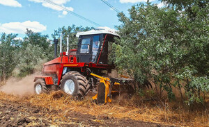 Delta HM4 2500 для трактора Standard F